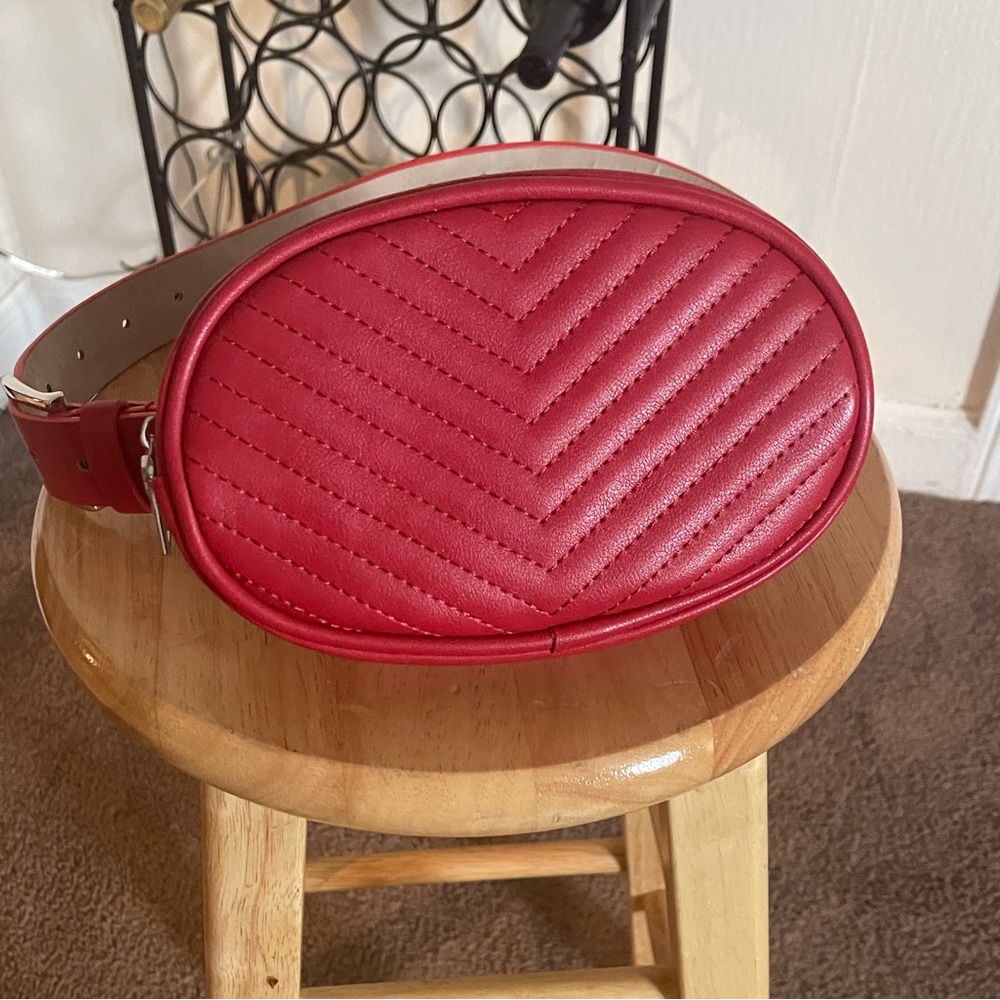 Steve Madden Fanny Pack / Belt Bag